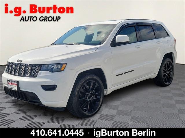 2017 Jeep Grand Cherokee Vehicle Photo in BERLIN, MD 21811-1121