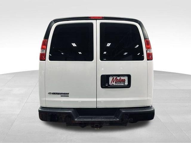 2016 Chevrolet Express Cargo Van Vehicle Photo in MEDINA, OH 44256-9631