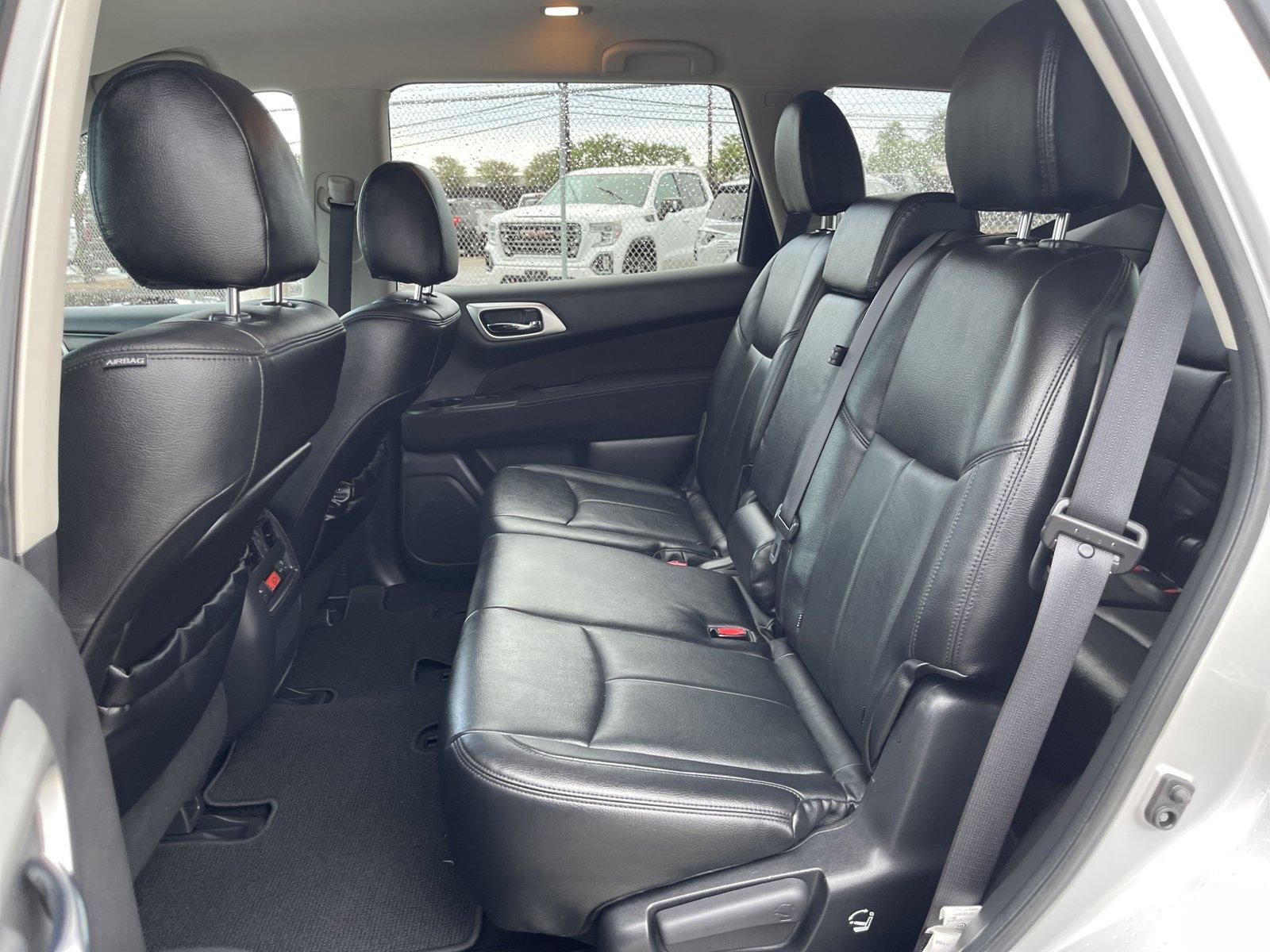 2017 Nissan Pathfinder Vehicle Photo in Corpus Christi, TX 78415