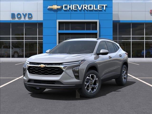 2025 Chevrolet Trax Vehicle Photo in EMPORIA, VA 23847-1235