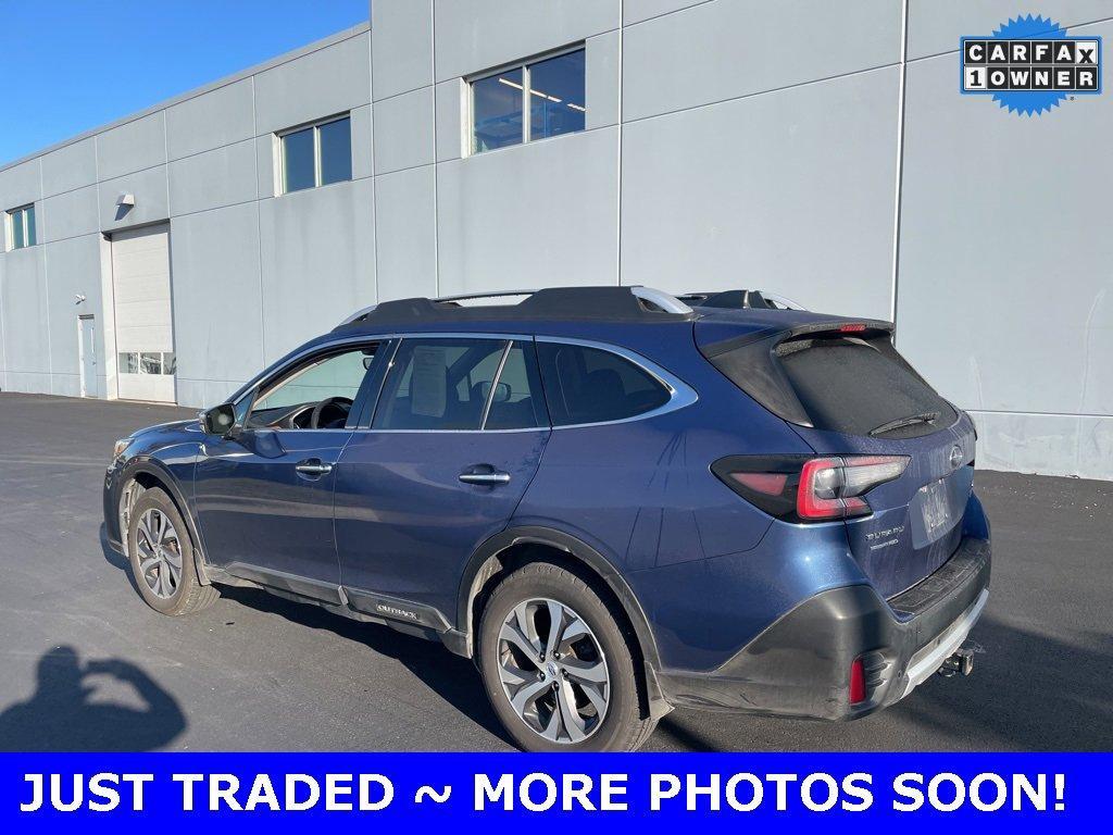 2020 Subaru Outback Vehicle Photo in Saint Charles, IL 60174