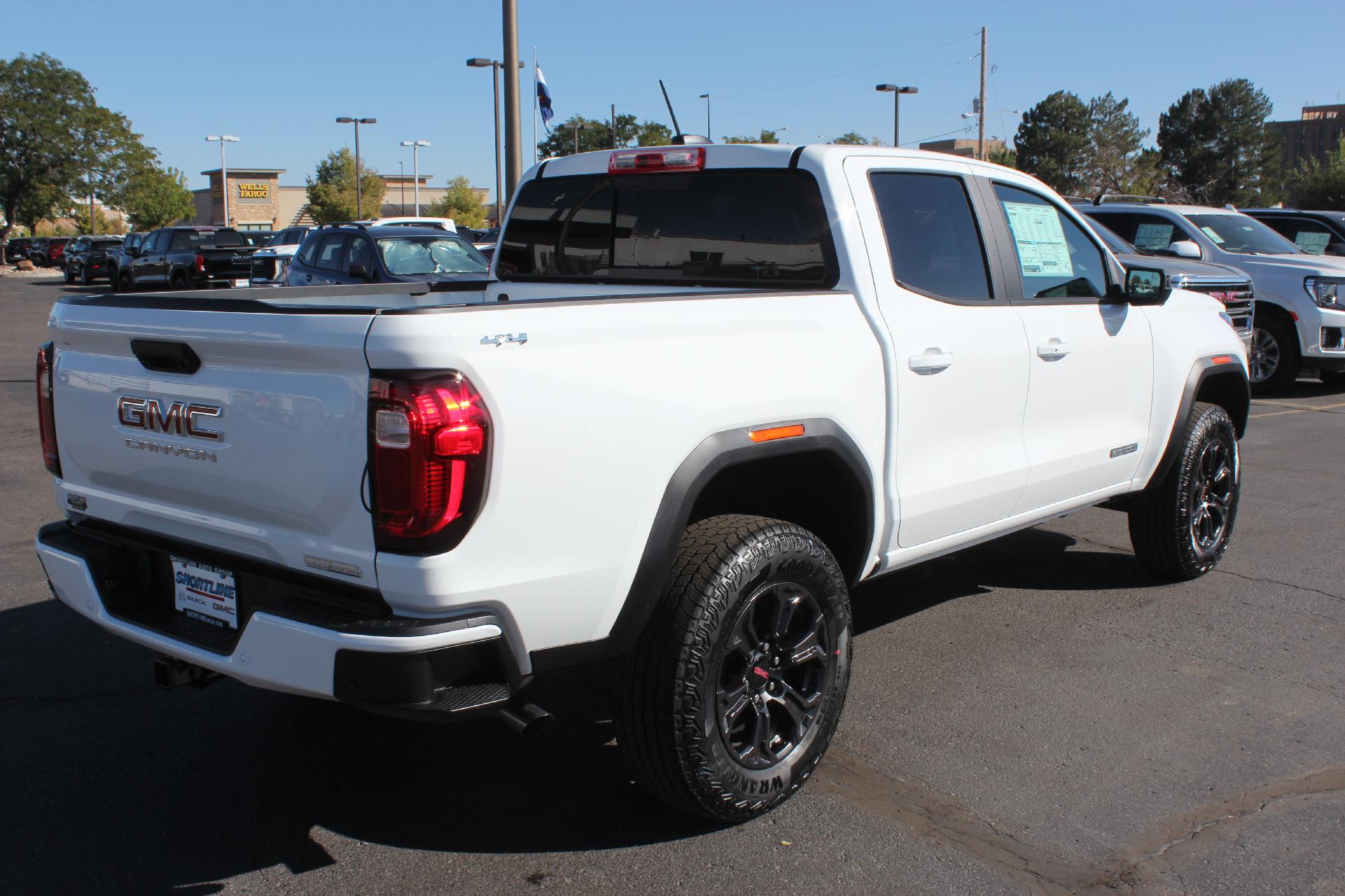 2024 GMC Canyon Vehicle Photo in AURORA, CO 80012-4011