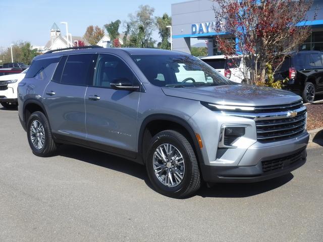 2024 Chevrolet Traverse Vehicle Photo in JASPER, GA 30143-8655