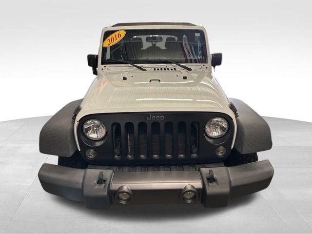 2016 Jeep Wrangler Unlimited Vehicle Photo in MEDINA, OH 44256-9631