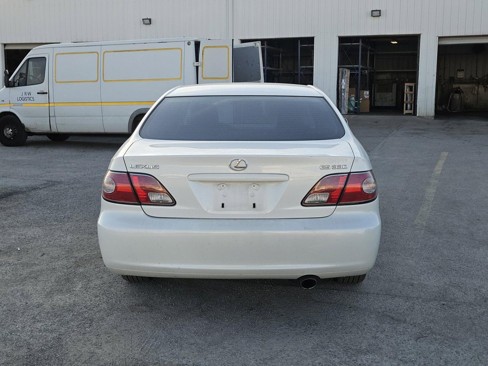 2004 Lexus ES 330 Vehicle Photo in NORTH RICHLAND HILLS, TX 76180-7199