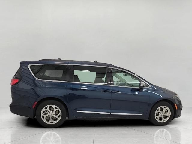 2022 Chrysler Pacifica Vehicle Photo in Green Bay, WI 54304