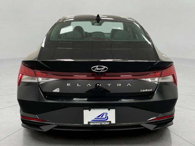 2022 Hyundai ELANTRA Vehicle Photo in Appleton, WI 54913