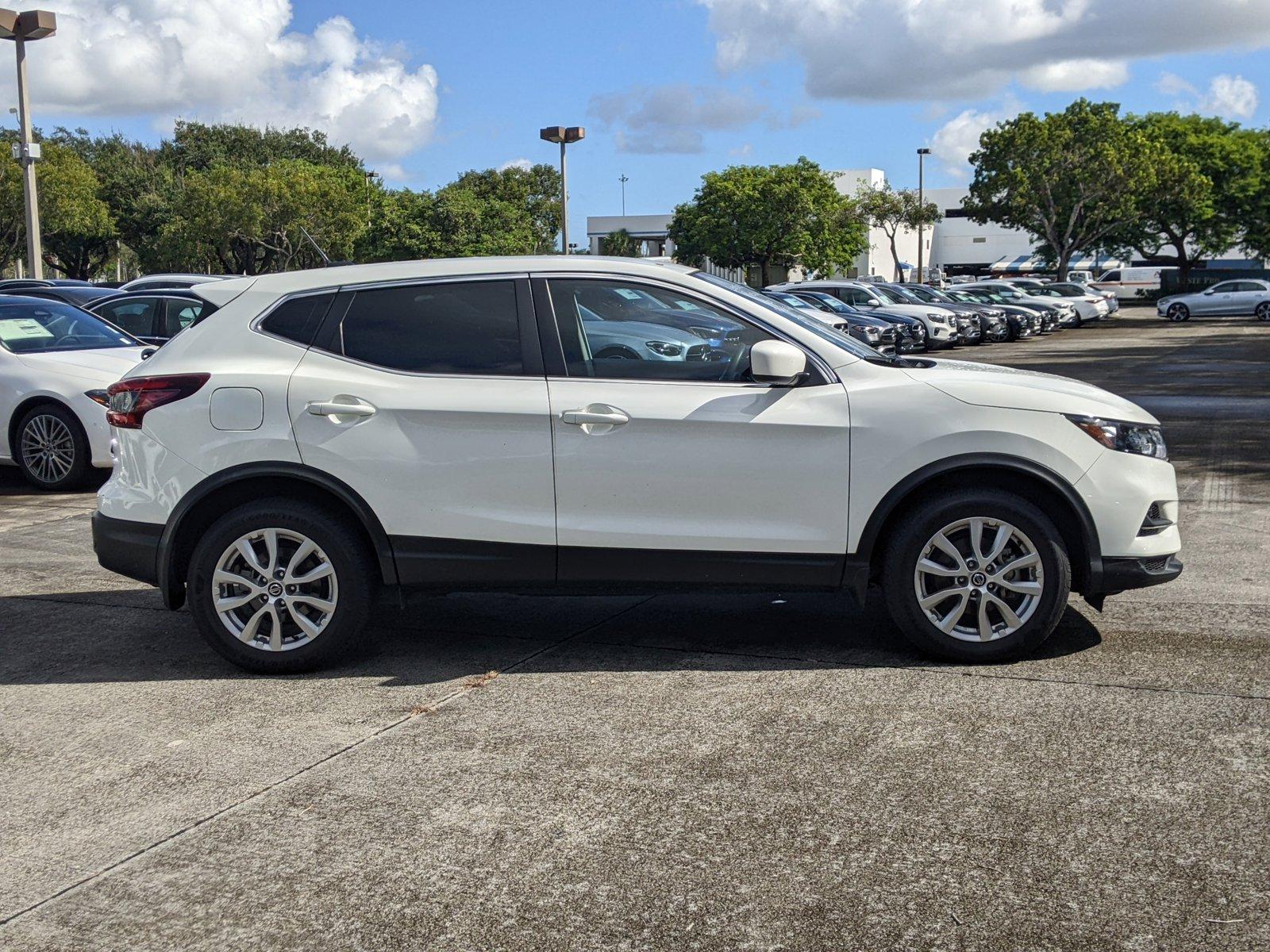 2021 Nissan Rogue Sport Vehicle Photo in Pembroke Pines , FL 33084