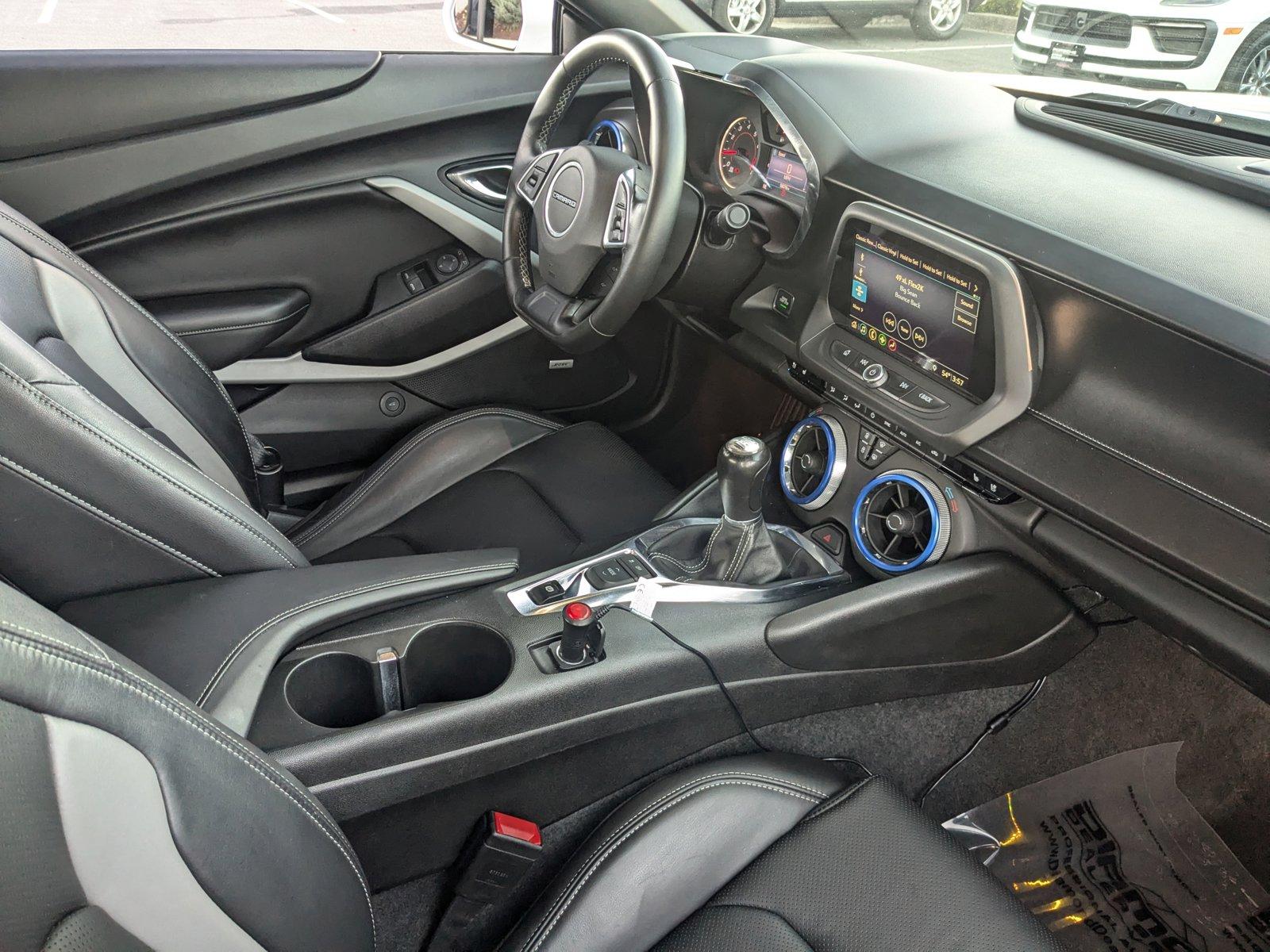 2019 Chevrolet Camaro Vehicle Photo in Towson, MD 21204