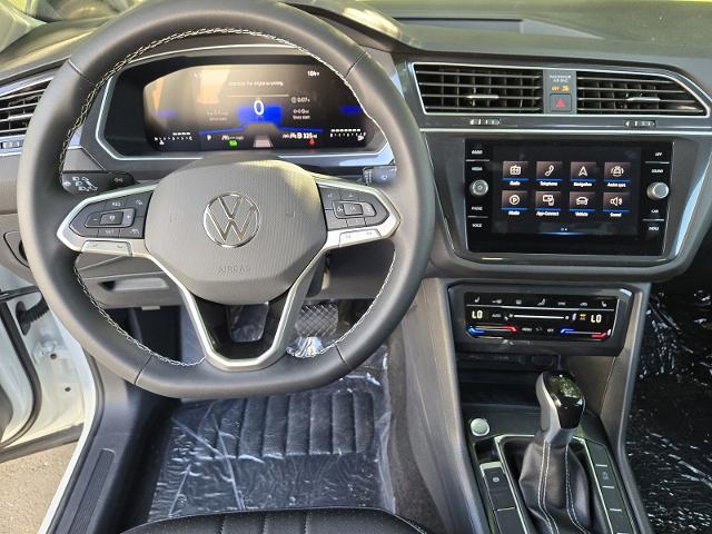 2024 Volkswagen Tiguan Vehicle Photo in Weatherford, TX 76087