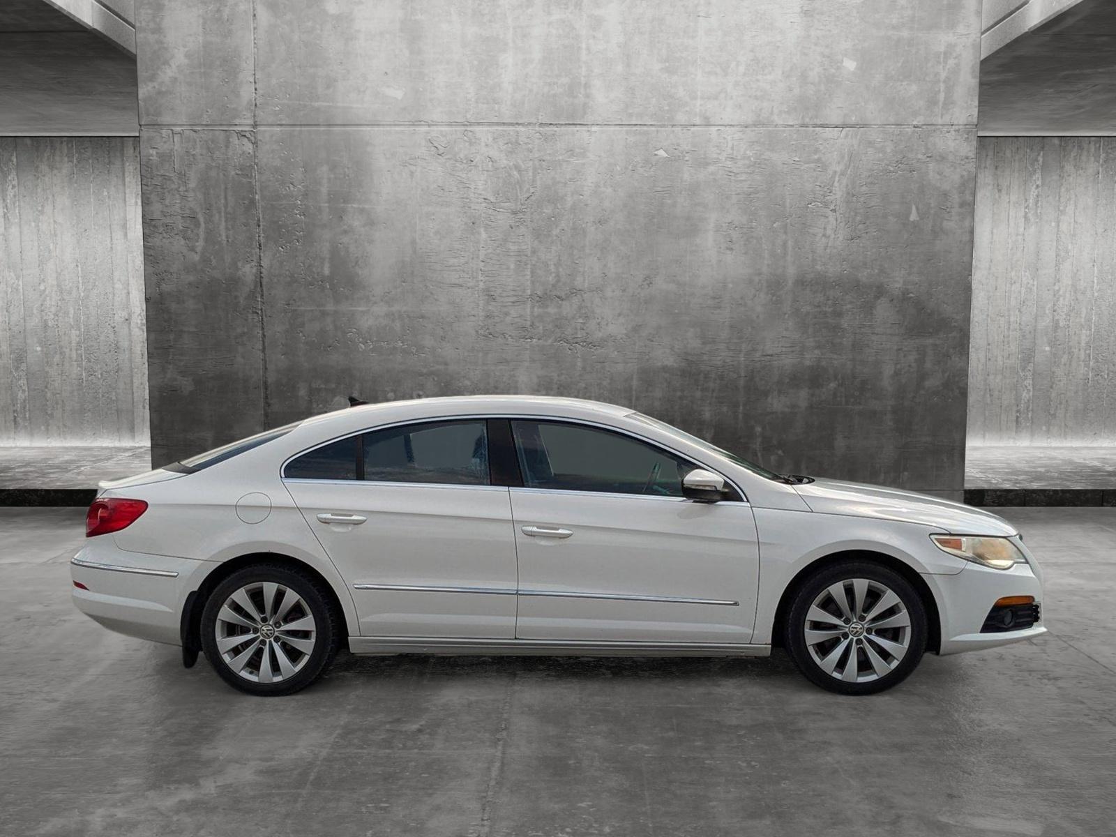 2010 Volkswagen CC Vehicle Photo in St. Petersburg, FL 33713