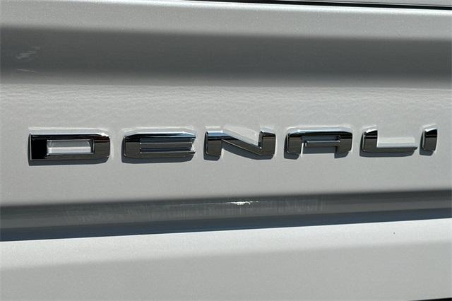 2025 GMC Sierra 3500HD Vehicle Photo in ELK GROVE, CA 95757-8703