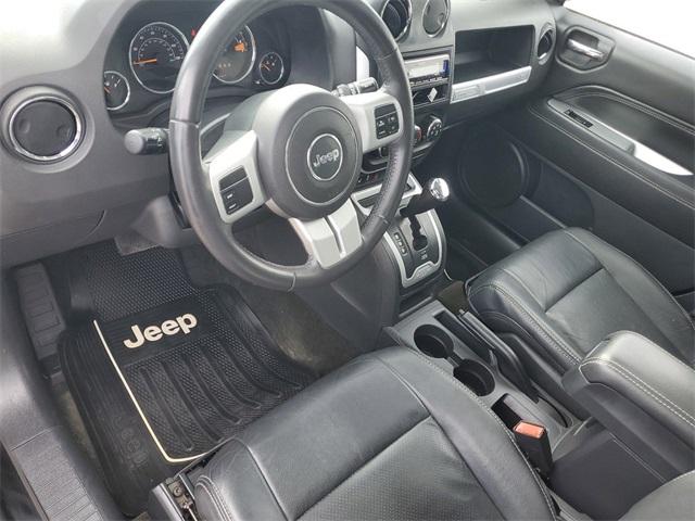 2016 Jeep Compass Vehicle Photo in GRAND BLANC, MI 48439-8139