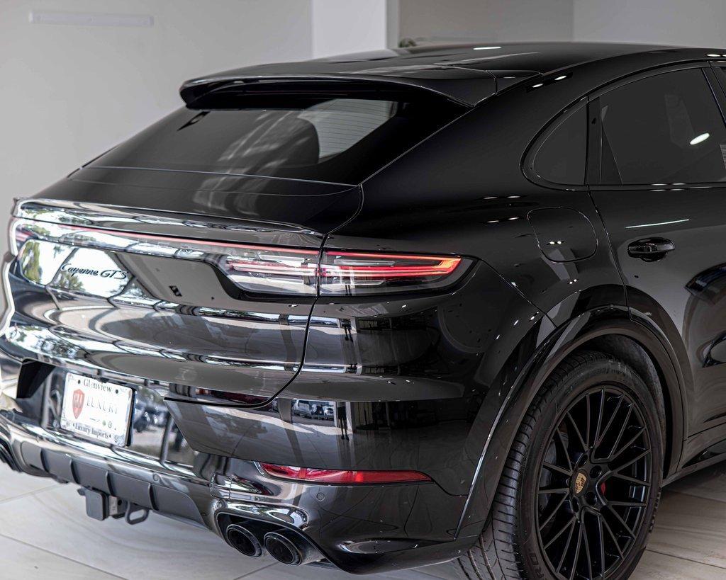 2023 Porsche Cayenne Vehicle Photo in Plainfield, IL 60586