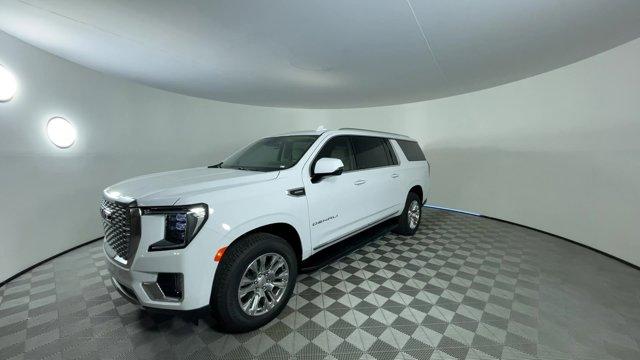 2024 GMC Yukon XL Vehicle Photo in GILBERT, AZ 85297-0402