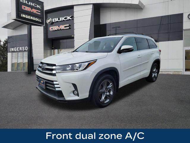 2017 Toyota Highlander Vehicle Photo in WATERTOWN, CT 06795-3318