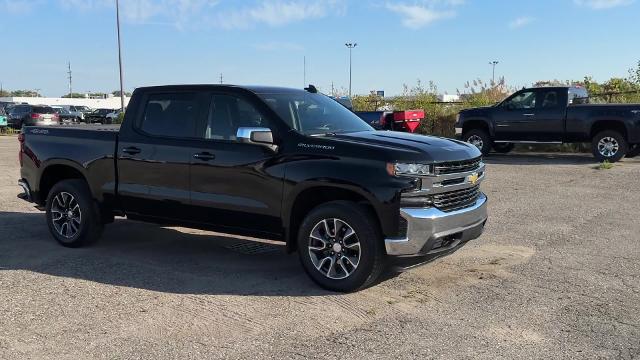 Used 2022 Chevrolet Silverado 1500 Limited LT with VIN 3GCPYJEK0NG137966 for sale in Sterling Heights, MI