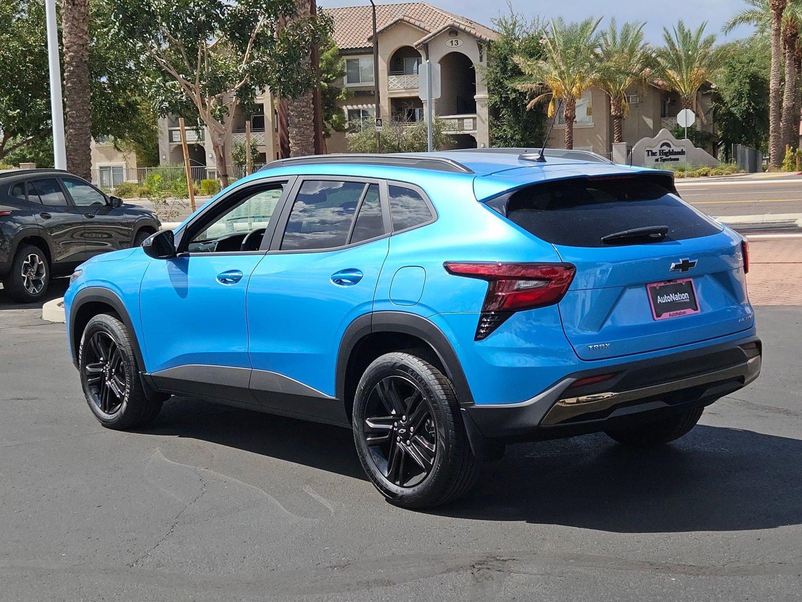 2025 Chevrolet Trax Vehicle Photo in GILBERT, AZ 85297-0446