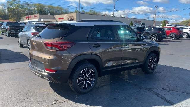 2022 Chevrolet Trailblazer Vehicle Photo in MOON TOWNSHIP, PA 15108-2571