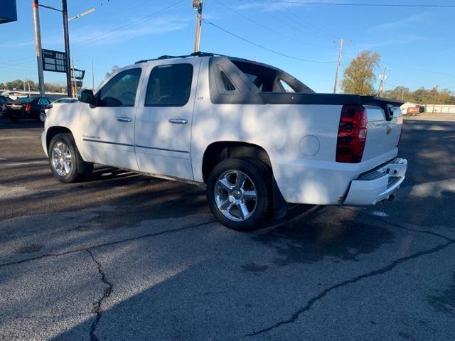 Used 2011 Chevrolet Avalanche LTZ with VIN 3GNTKGE39BG121053 for sale in New Madrid, MO