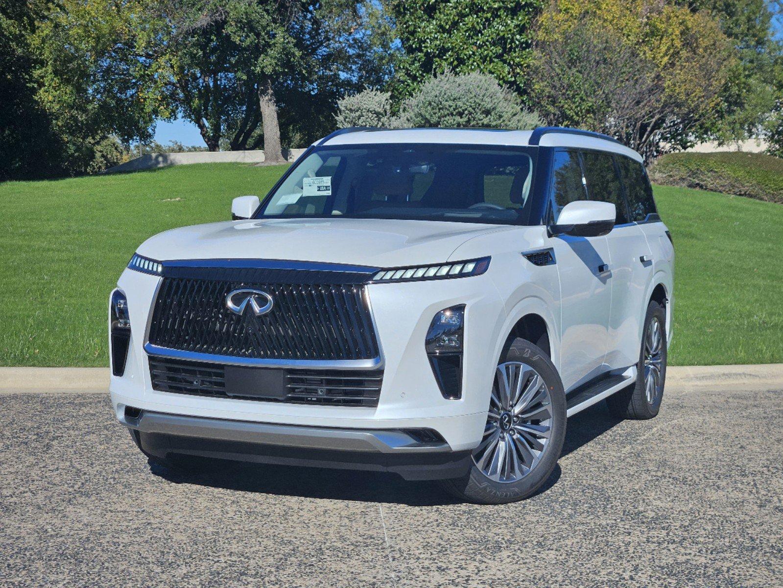 2025 INFINITI QX80 Vehicle Photo in Fort Worth, TX 76132