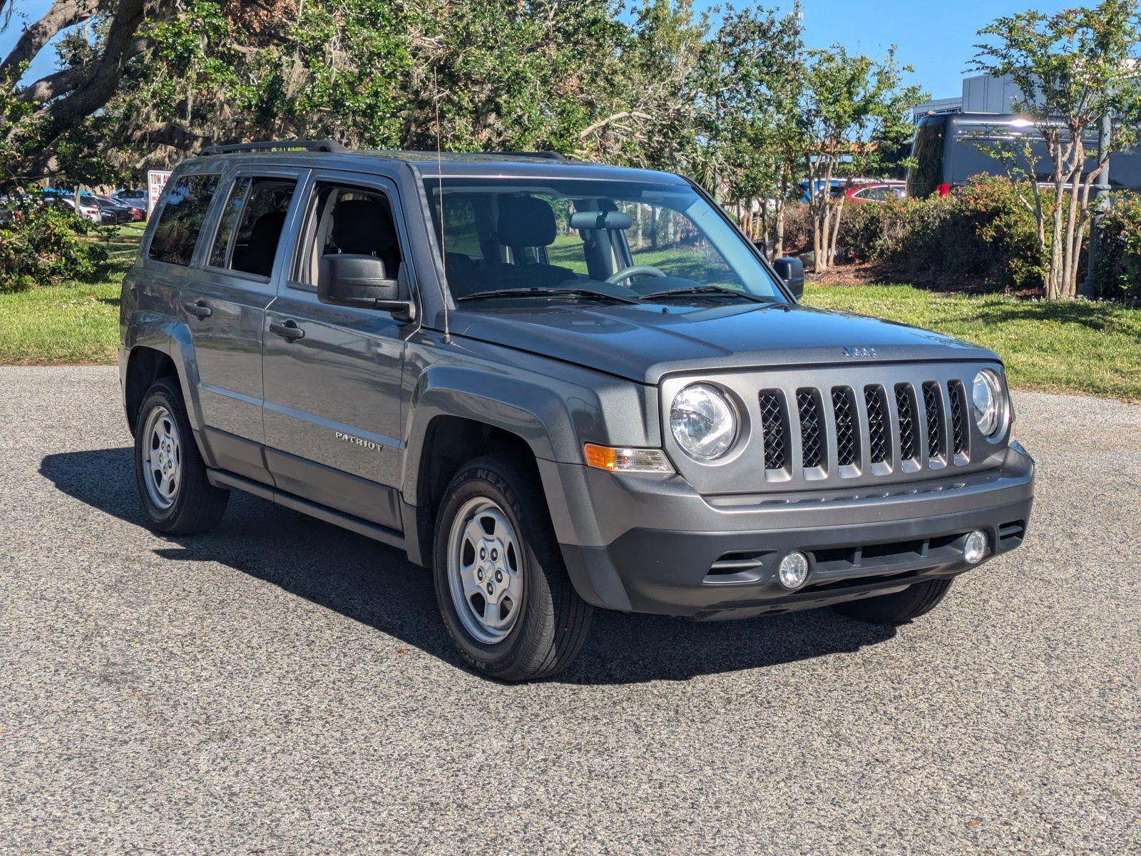 2014 Jeep Patriot Vehicle Photo in Sarasota, FL 34231