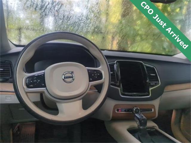 2022 Volvo XC90 Vehicle Photo in Houston, TX 77007