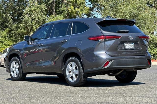 2021 Toyota Highlander Vehicle Photo in ELK GROVE, CA 95757-8703