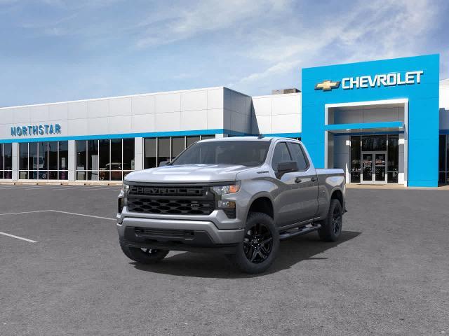 2024 Chevrolet Silverado 1500 Vehicle Photo in MOON TOWNSHIP, PA 15108-2571