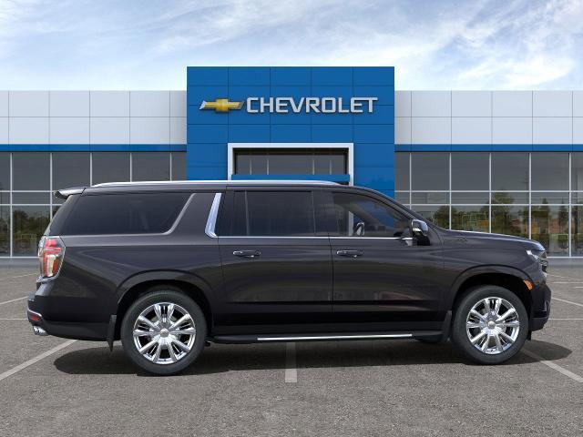 2024 Chevrolet Suburban Vehicle Photo in MASSENA, NY 13662-2255