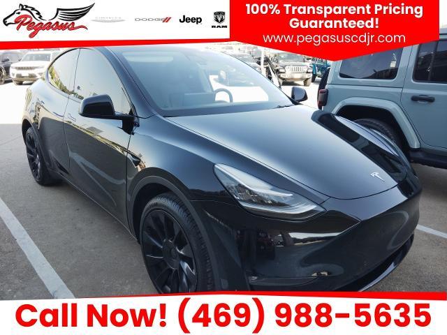 2022 Tesla Model Y Vehicle Photo in Weatherford, TX 76087