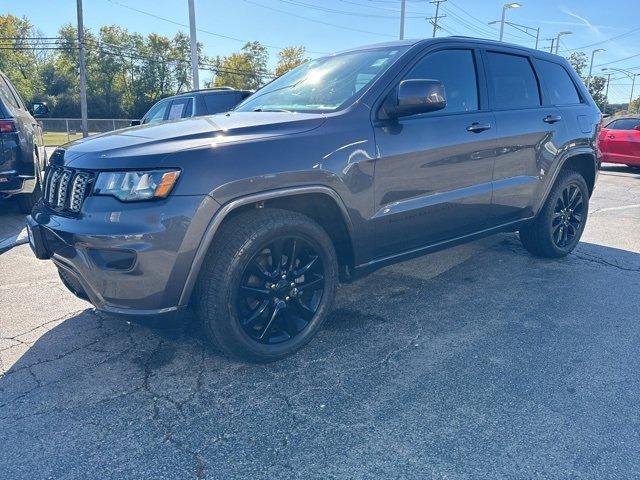 2017 Jeep Grand Cherokee Vehicle Photo in Plainfield, IL 60586