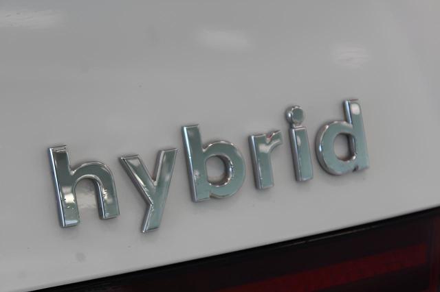 2022 Hyundai SONATA Hybrid Vehicle Photo in Green Bay, WI 54304