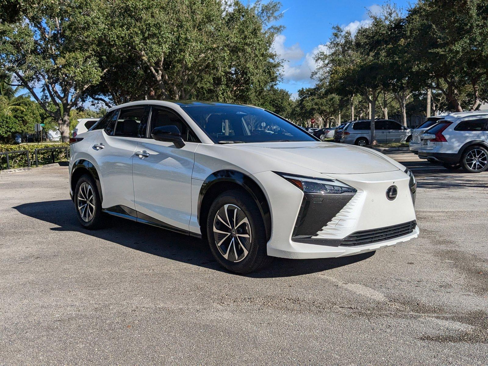 2024 Lexus RZ 300e Vehicle Photo in West Palm Beach, FL 33417