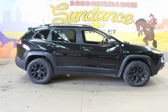 2017 Jeep Cherokee Vehicle Photo in GRAND LEDGE, MI 48837-9199