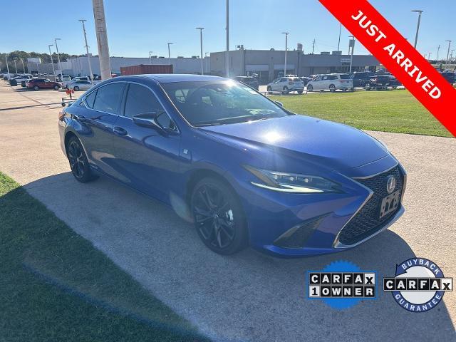 2022 Lexus ES 300h Vehicle Photo in Denison, TX 75020