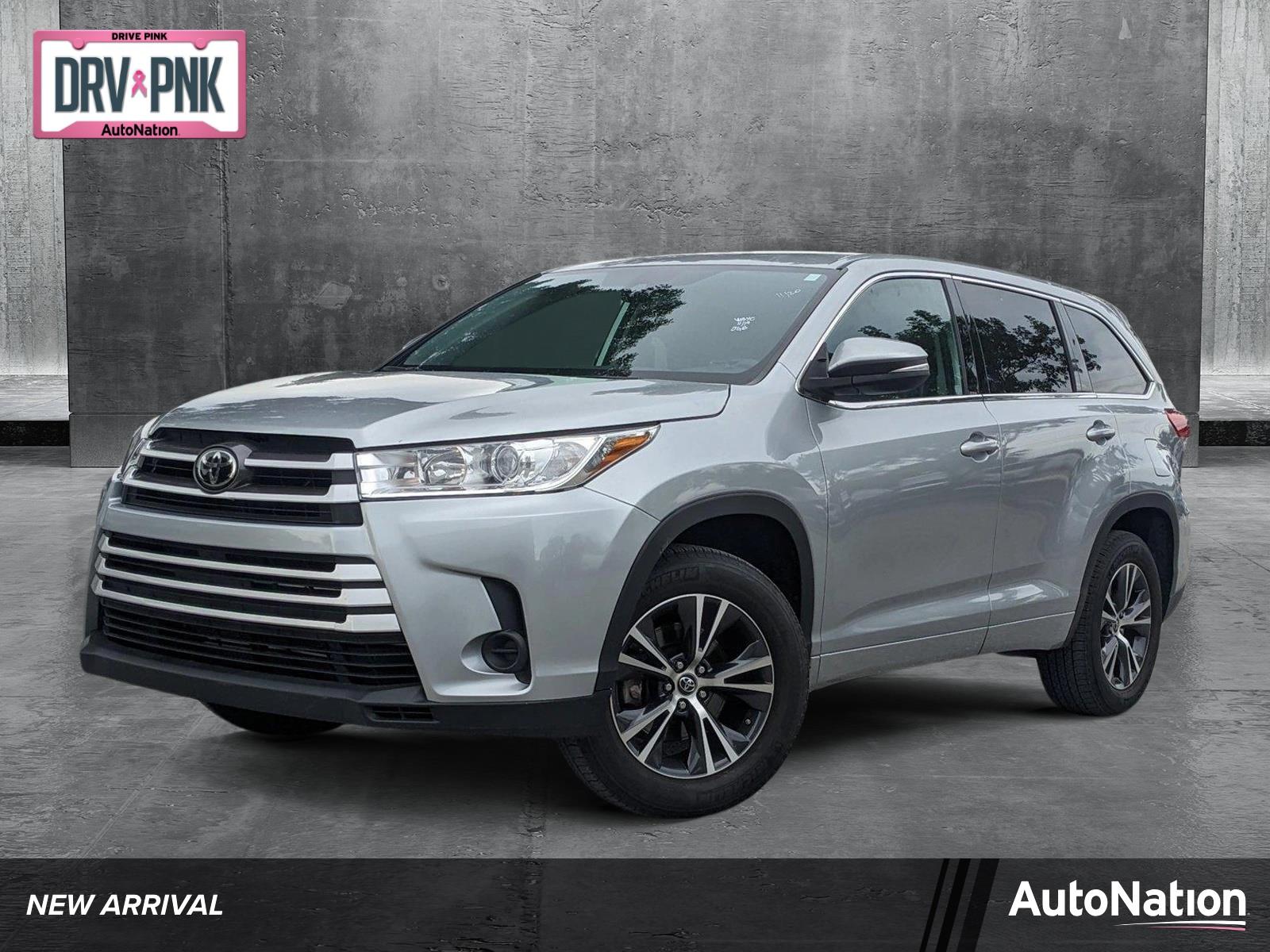 2018 Toyota Highlander Vehicle Photo in GREENACRES, FL 33463-3207