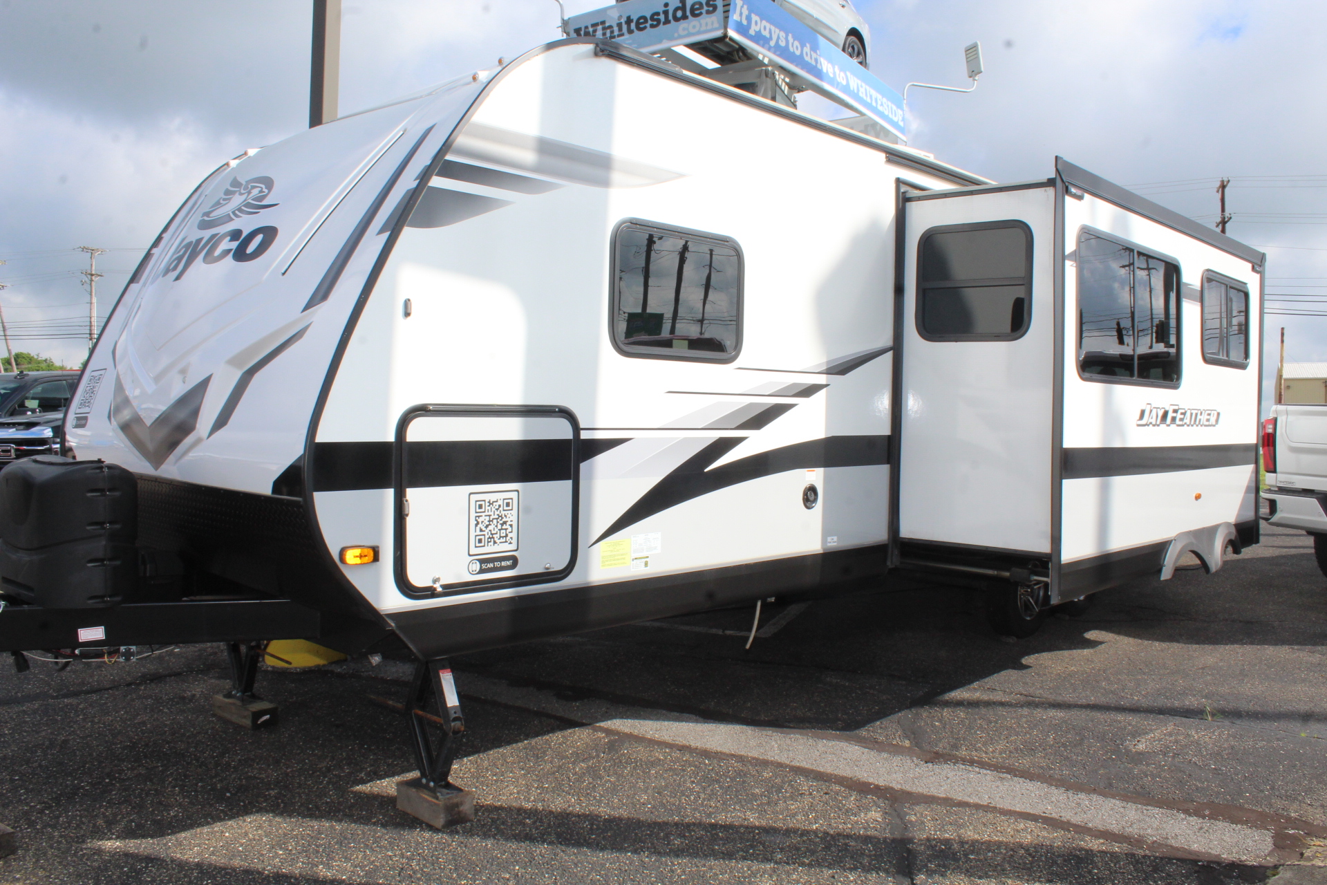 2022 JAYCO 27BHB JAY FEATHER TT Vehicle Photo in SAINT CLAIRSVILLE, OH 43950-8512