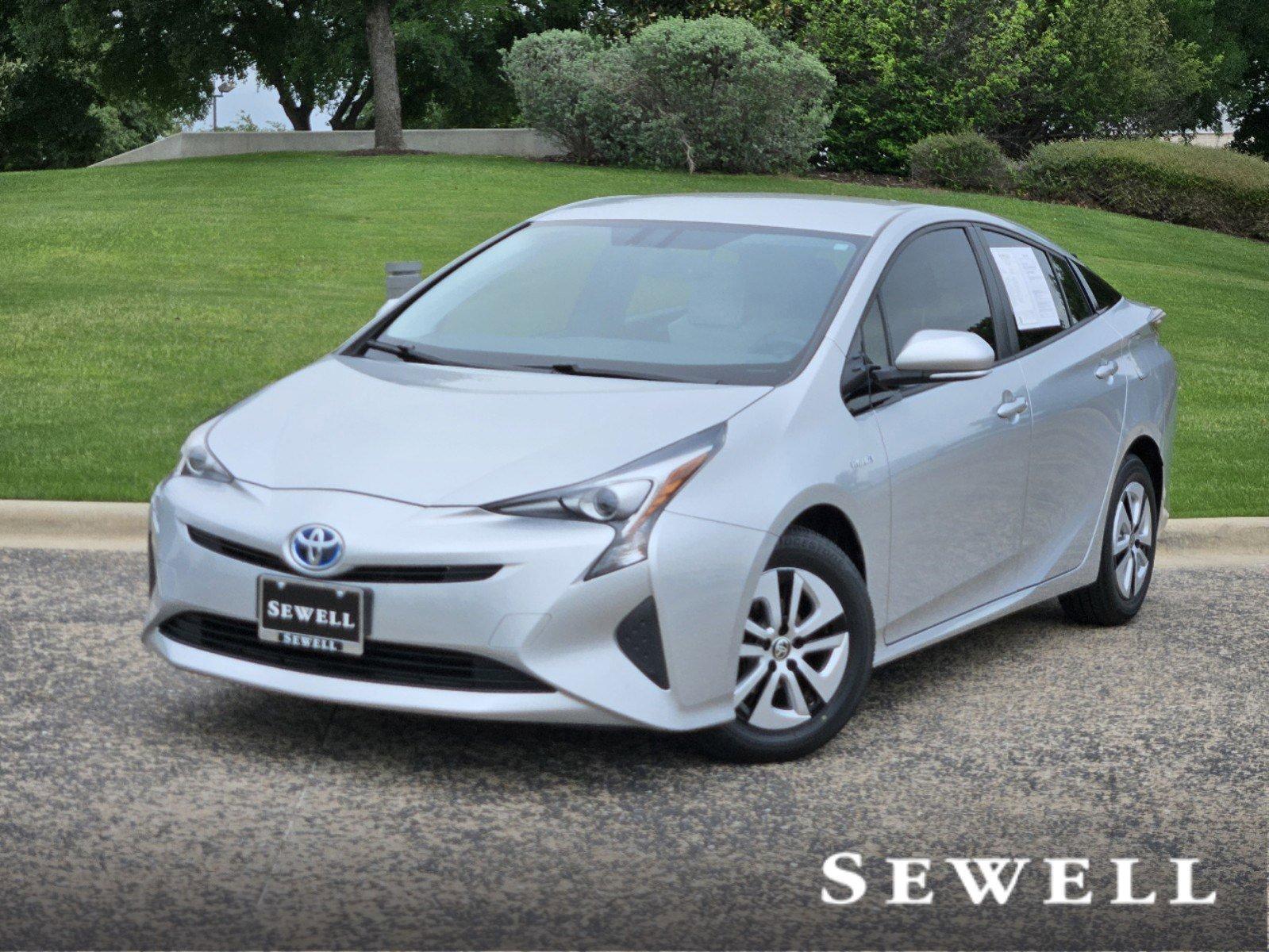 2016 Toyota Prius Vehicle Photo in FORT WORTH, TX 76132