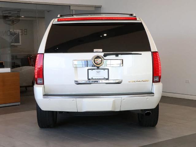 2013 Cadillac Escalade Vehicle Photo in LIBERTYVILLE, IL 60048-3287