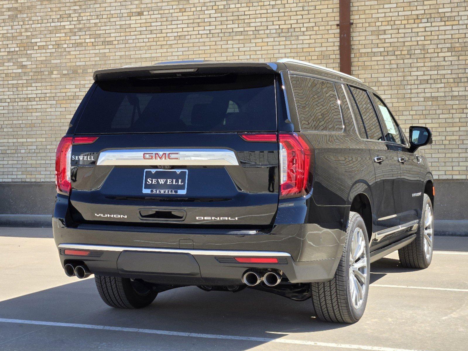 2024 GMC Yukon XL Vehicle Photo in DALLAS, TX 75209-3016