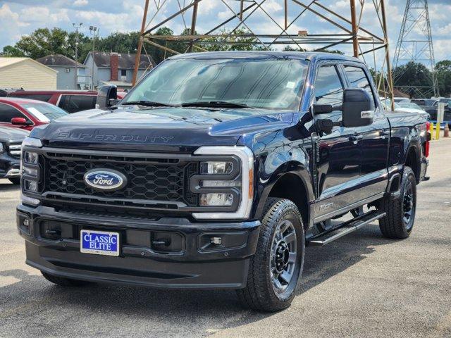 2023 Ford Super Duty F-250 SRW Vehicle Photo in SUGAR LAND, TX 77478-0000