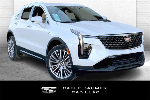 2025 Cadillac XT4 Vehicle Photo in KANSAS CITY, MO 64114-4545