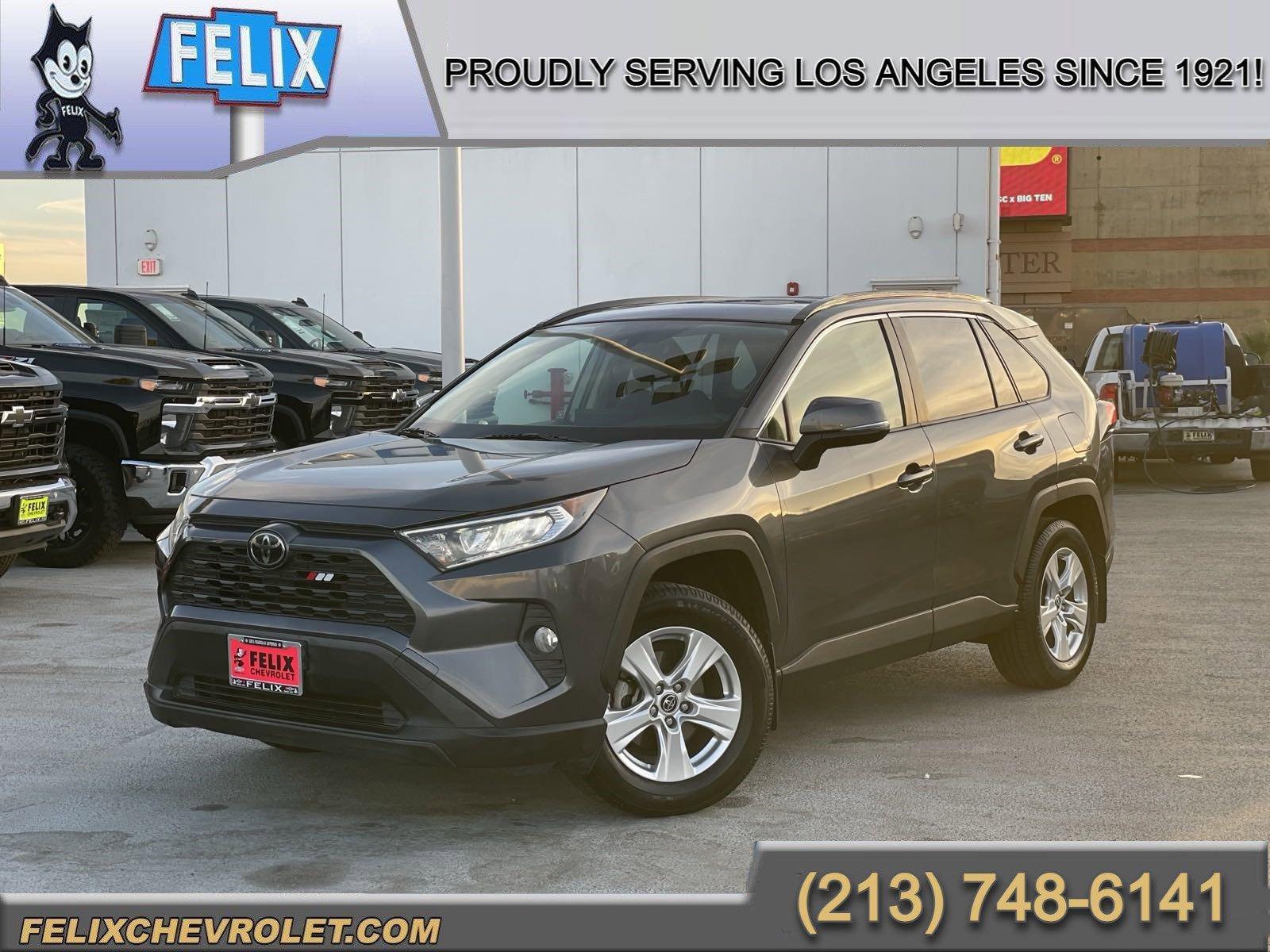 2019 Toyota RAV4 Vehicle Photo in LOS ANGELES, CA 90007-3794