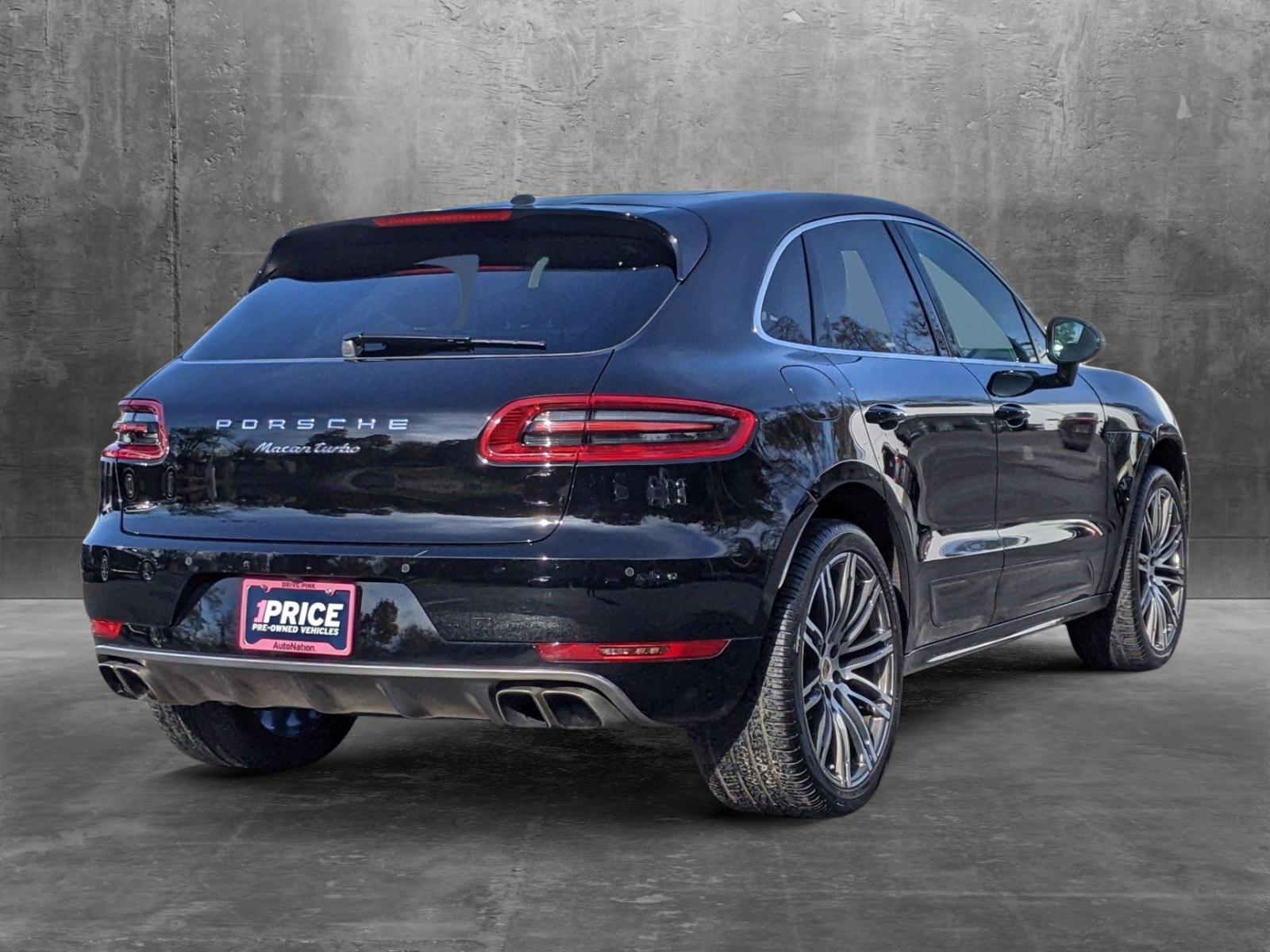 2015 Porsche Macan Vehicle Photo in TIMONIUM, MD 21093-2300