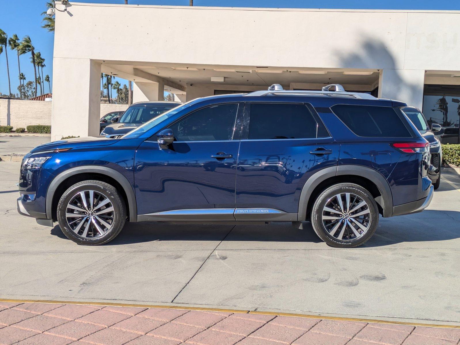 2023 Nissan Pathfinder Vehicle Photo in Tustin, CA 92782