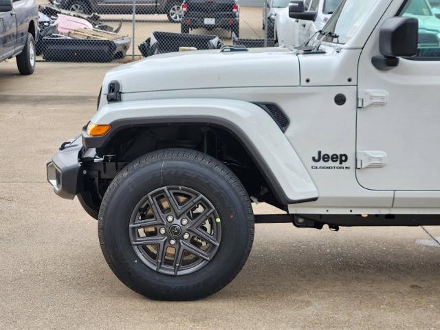 2024 Jeep Gladiator Vehicle Photo in Ennis, TX 75119-5114