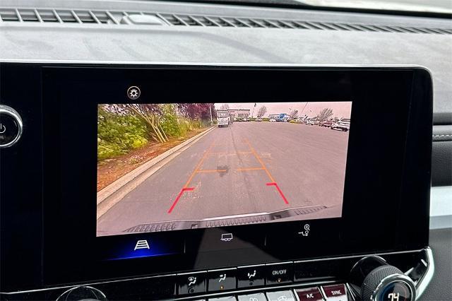 2024 Chevrolet Colorado Vehicle Photo in SALINAS, CA 93907-2500