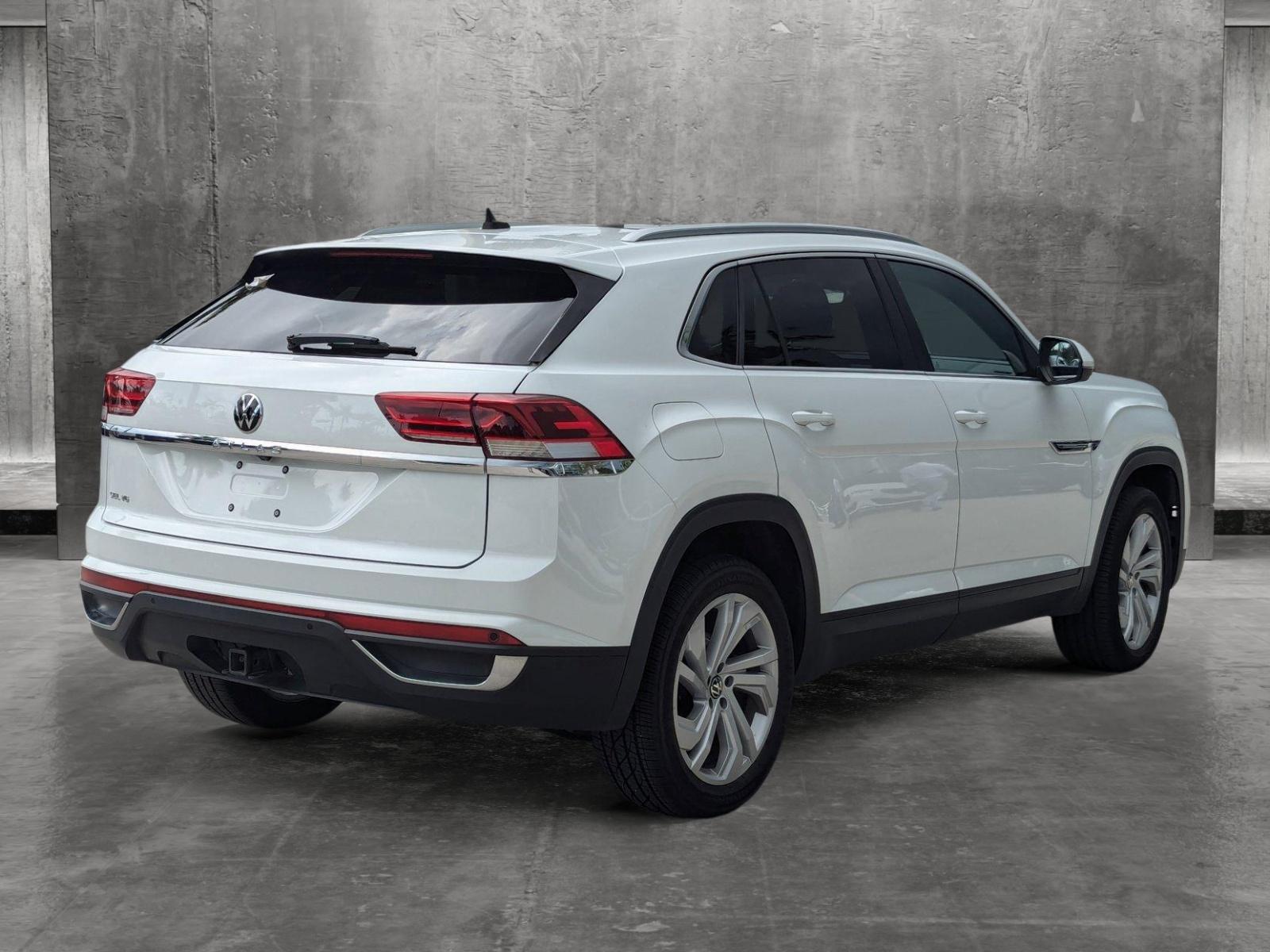 2020 Volkswagen Atlas Cross Sport Vehicle Photo in Delray Beach, FL 33444