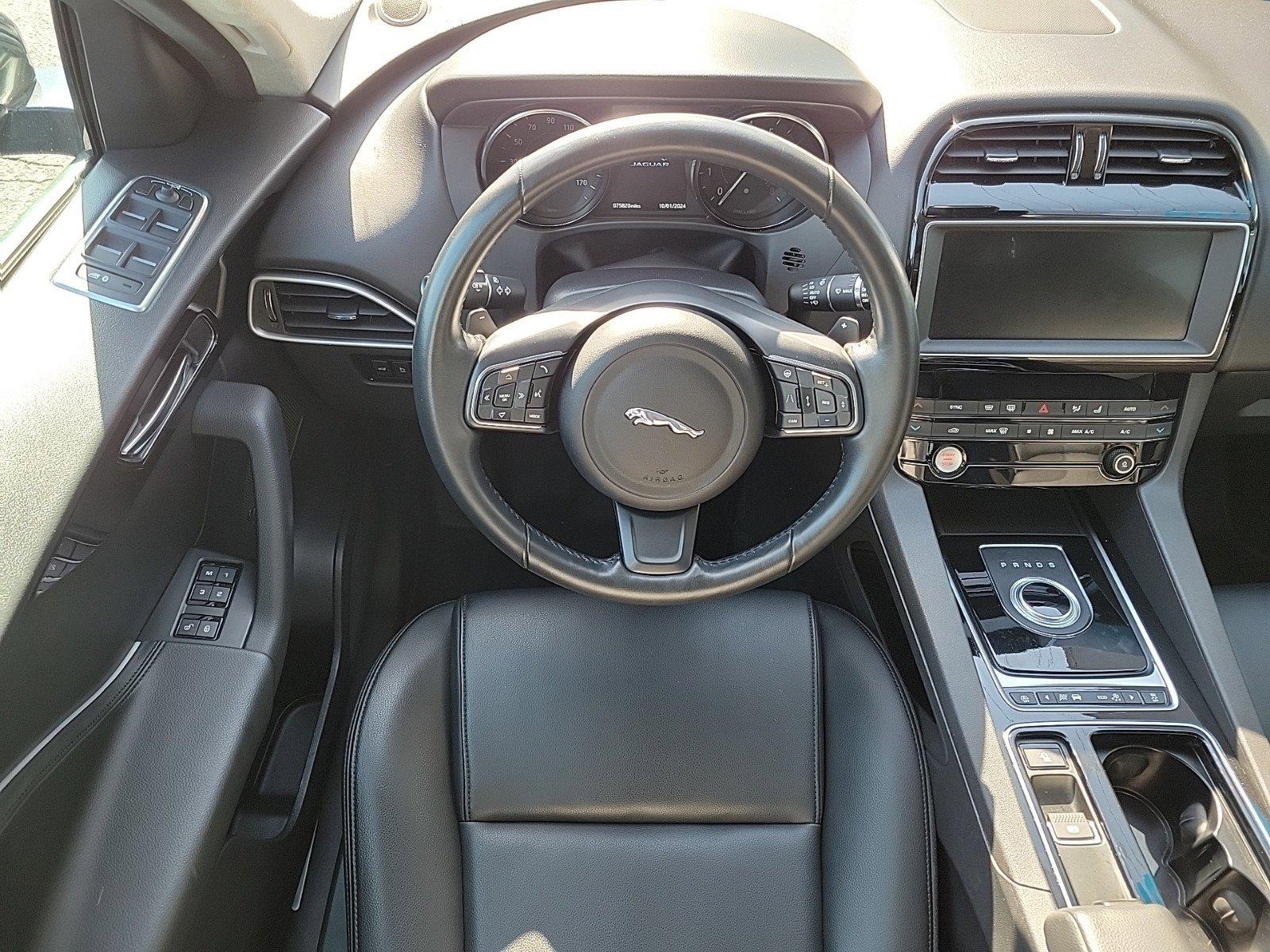 2019 Jaguar F-PACE Vehicle Photo in Saint Charles, IL 60174